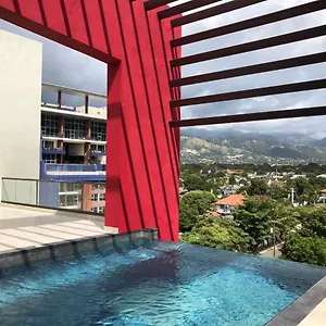 Luxurious Parkhurst 1 Apartment Kingston